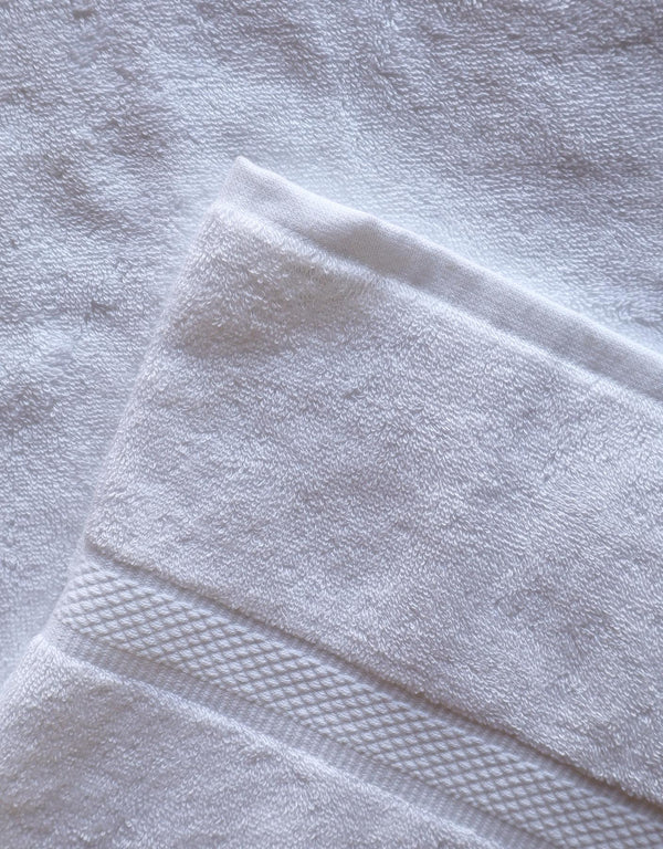 Premium Bamboo Bath Towel 550 GSM – Ultra Soft, Super Absorbent & Quick Dry