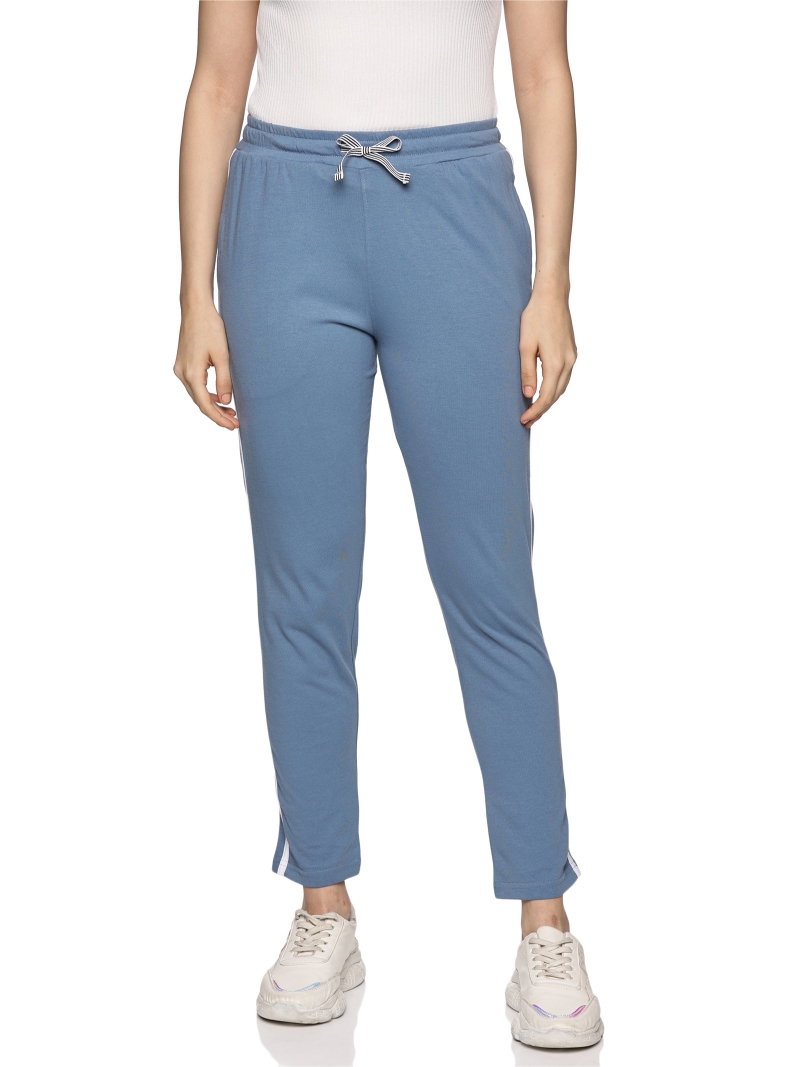 Track pants (Cornflower blue)